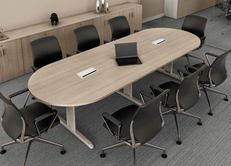 mesa de reuniao oval
